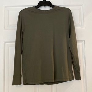 Women’s Lululemon All Yours Long Sleeve size 4